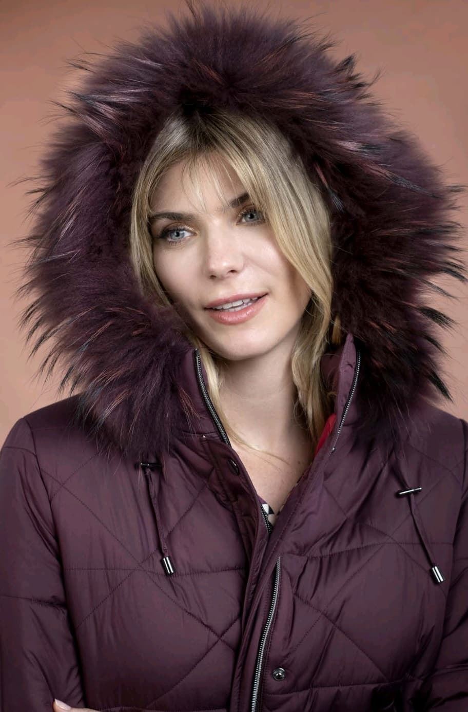 Parka 3/4 com capucha mujer tallas grandes - Imagen 1